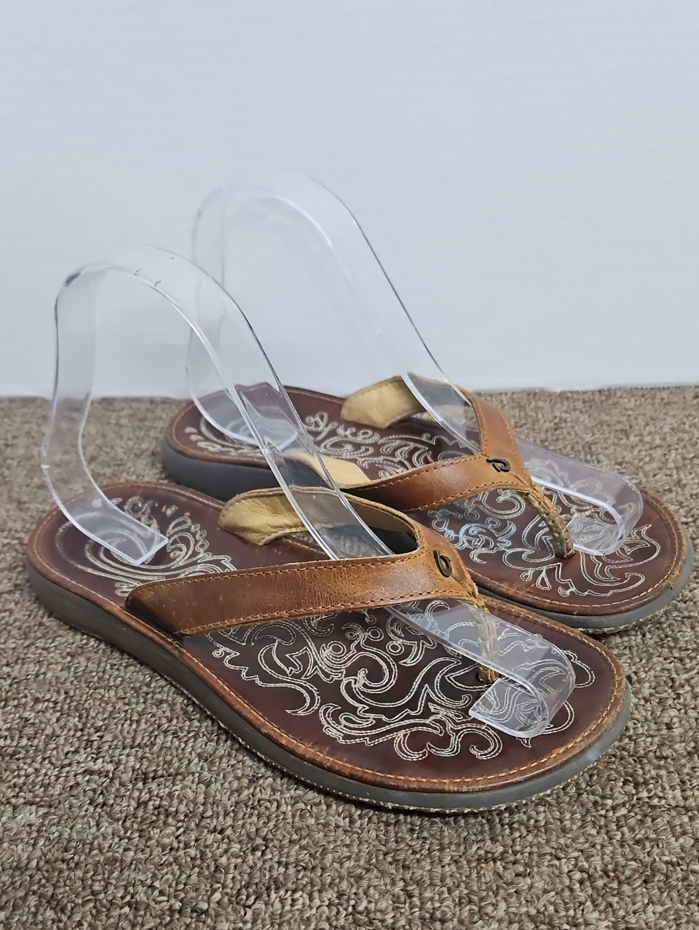 Olukai Paniolo Premium Leather Sandals w/Embroidered Footbed Women's 7